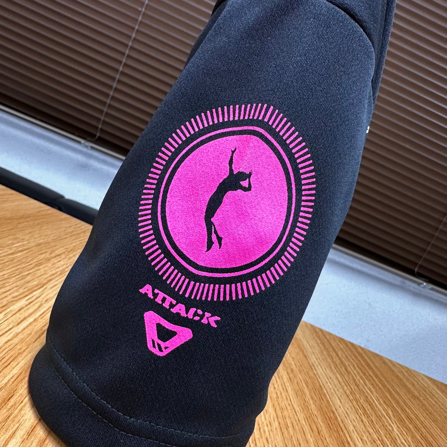 WINGSPIKER ブラック(ホットピンク×ホワイト)