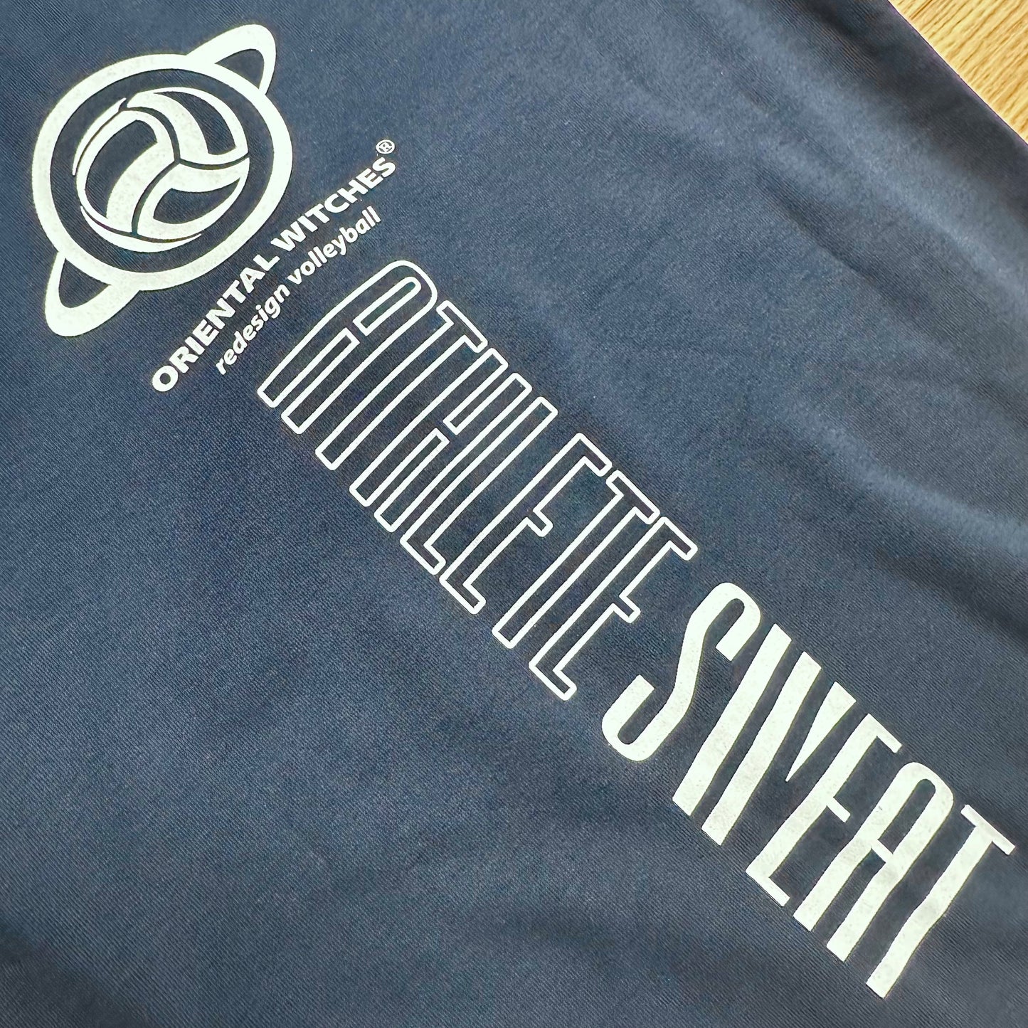 ドライフィットスウェットパーカー　ネイビー（サンフラワー×ホワイト）