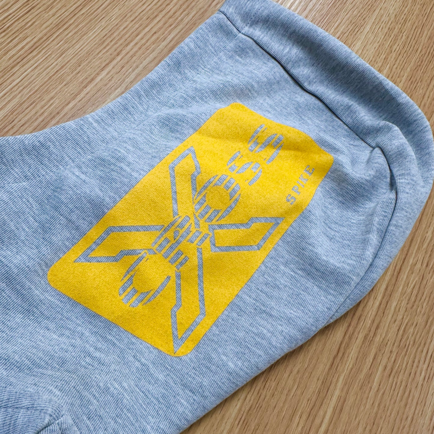 ドライフィットスウェットパーカー　グレー（サンフラワー×ホワイト）