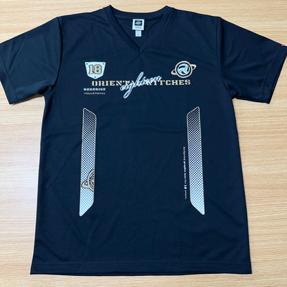 EIGHTEEN VNECK ブラック（ゴールド×ホワイト）