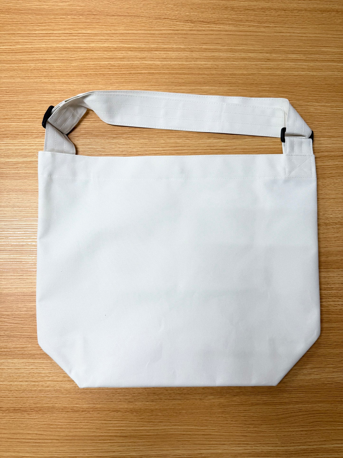 アジャスター付きショルダーバッグ