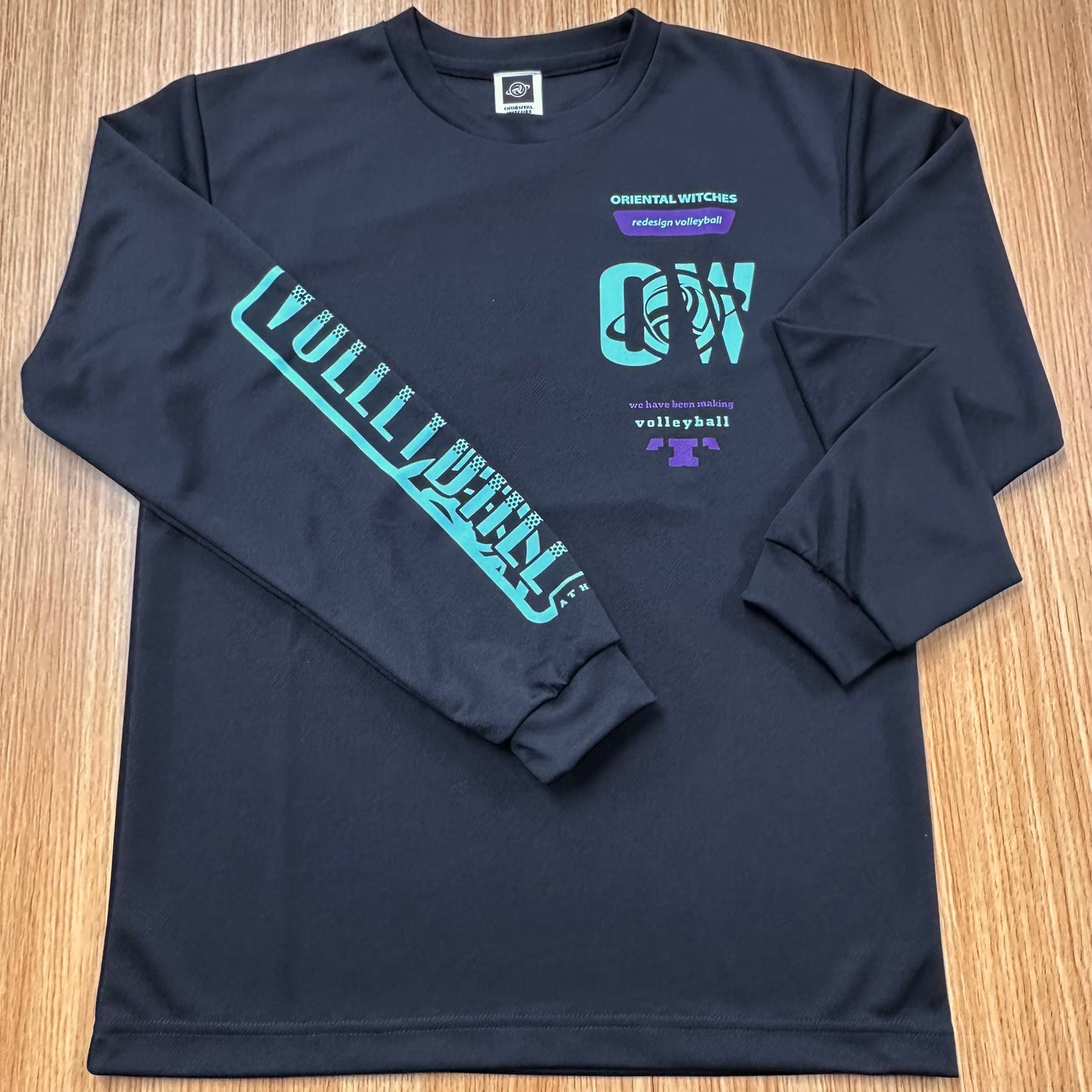 ロングスリーブTシャツ2025 ブラック（ミントグリーン×バイオレット）