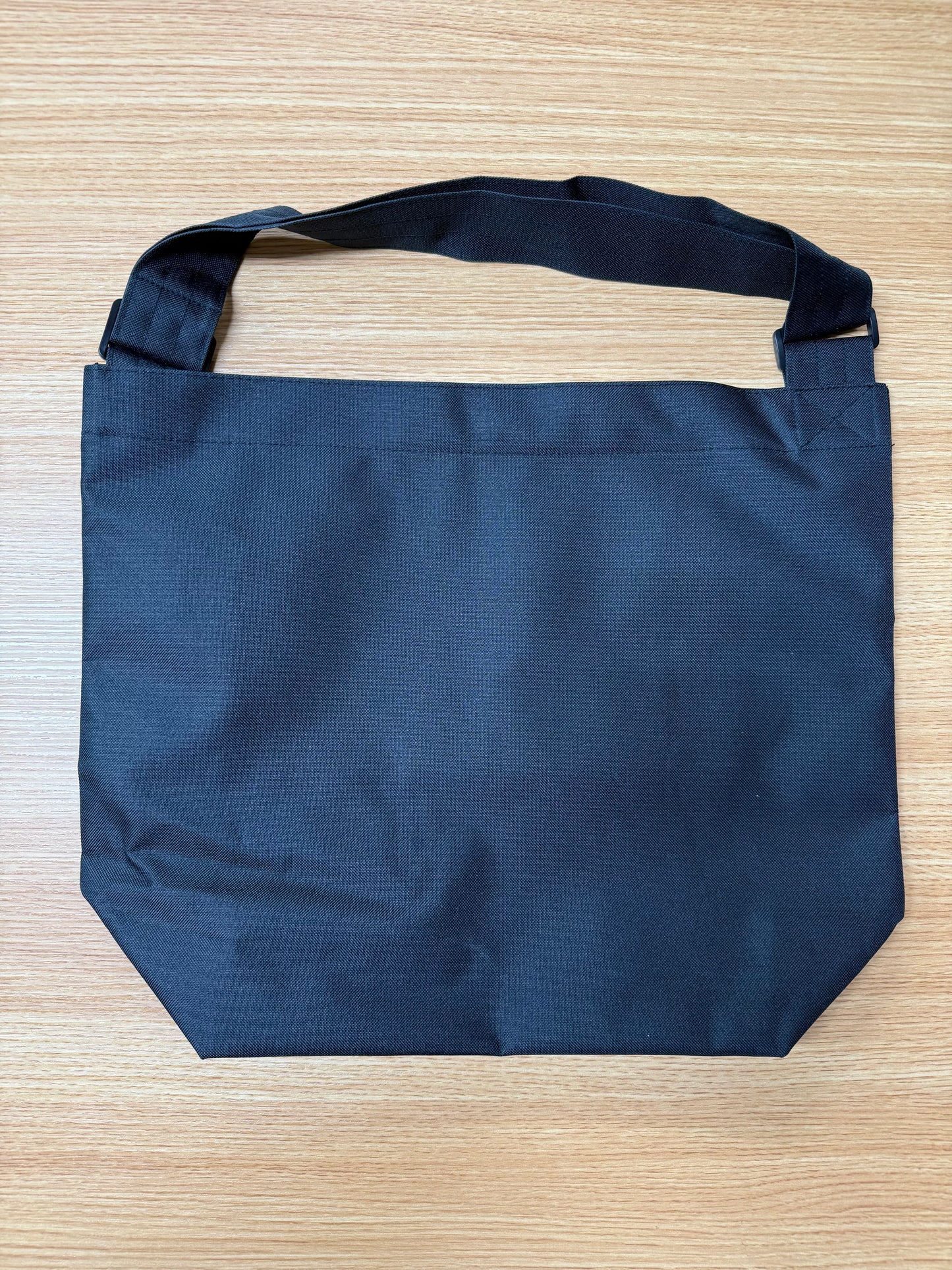 アジャスター付きショルダーバッグ