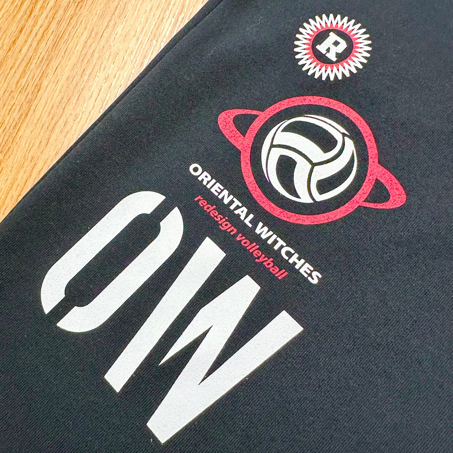 ドライフィットスウェットロングパンツ　ブラック（ディープレッド×ホワイト）